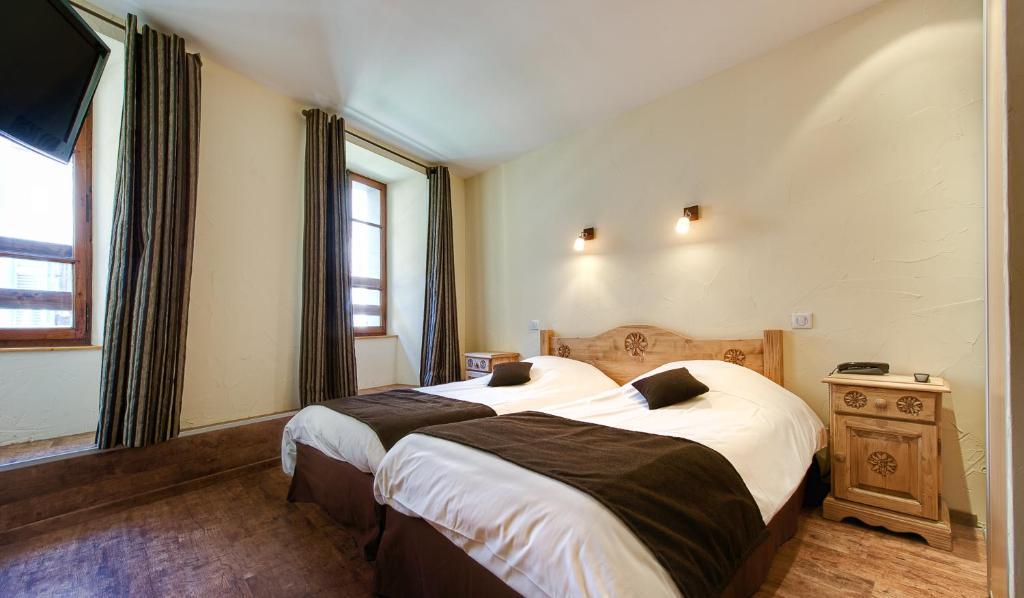 Hotel Du Commerce Thônes Pokoj fotografie